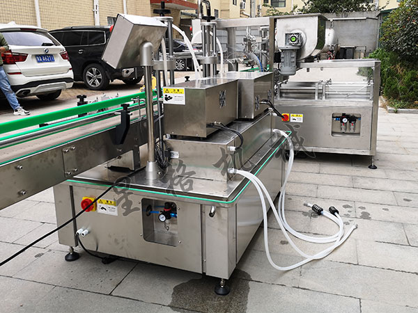 濃稠加汁醬料灌裝生產線該怎么選擇(圖1)