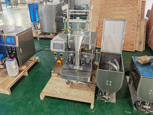 新一代紅油火鍋底料包裝機的幾大優(yōu)勢(圖1)