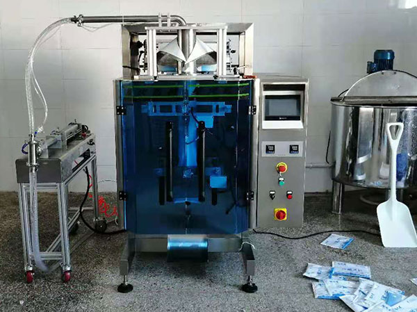 立式組合醬料包裝機械適合那種企業使用(圖1)