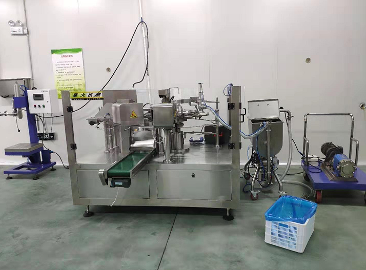 自動化剁椒醬包裝機械設備性能特點(圖1)